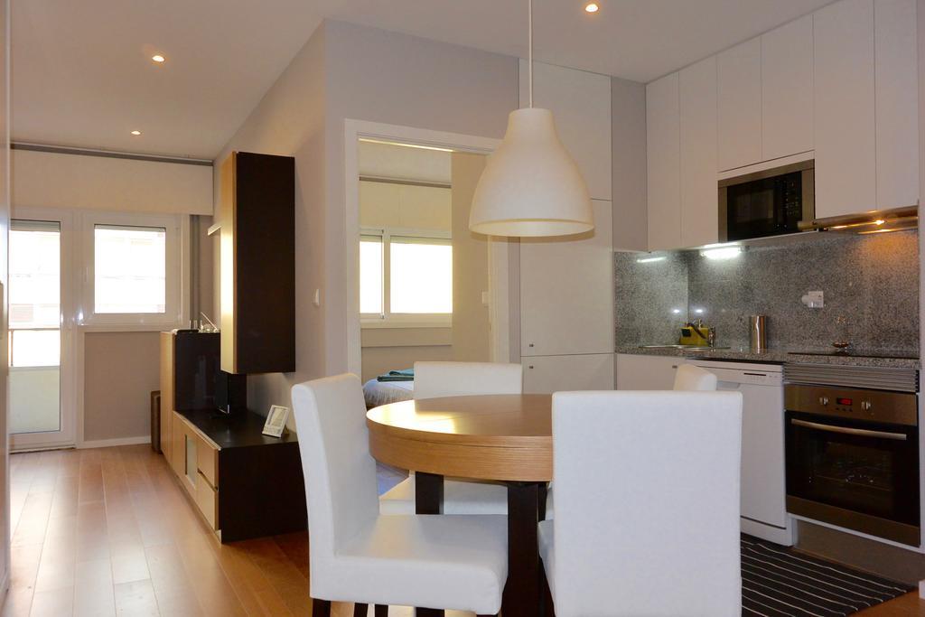 Julio Dinis Flat, By Flat In Porto Apartment Exterior photo